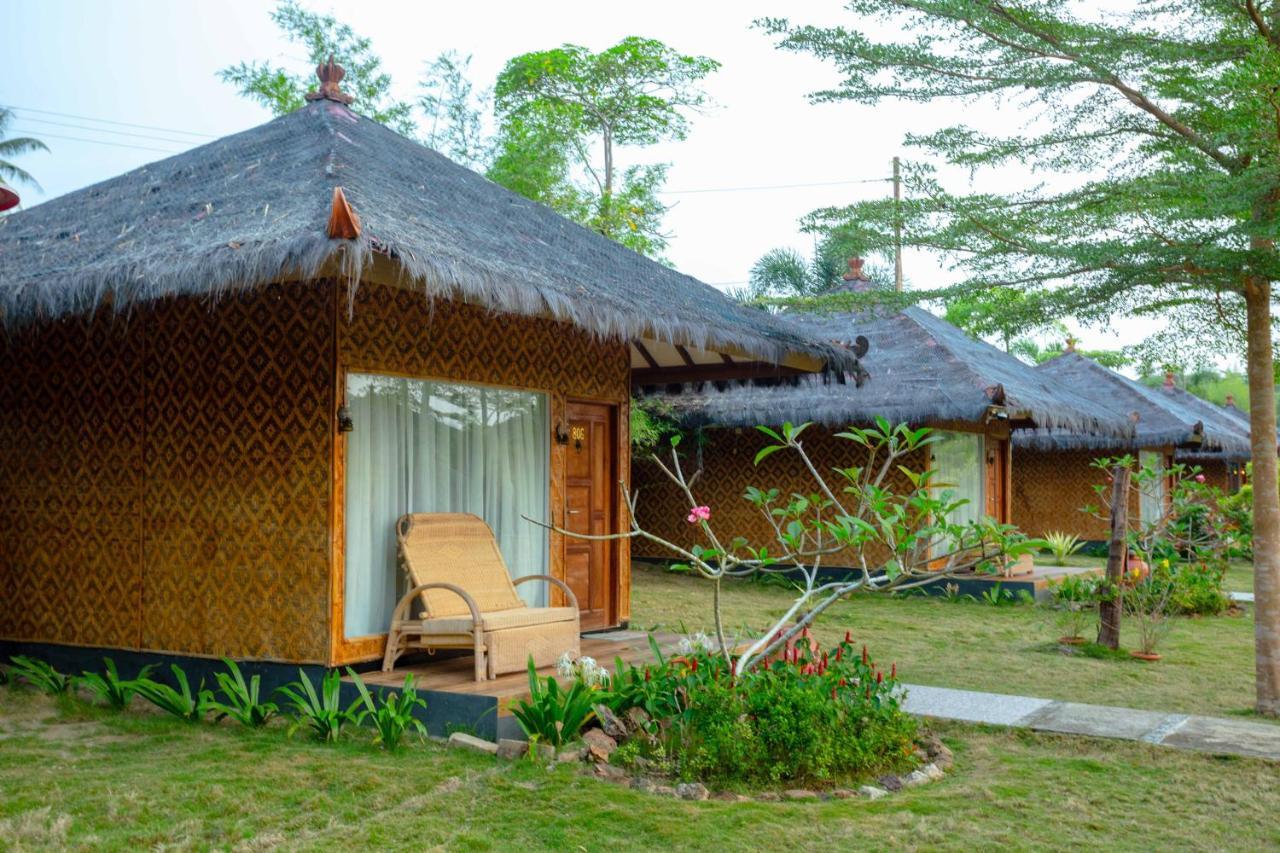 Bintan Exotica Resort By Waringin Hospitality Беракит Экстерьер фото