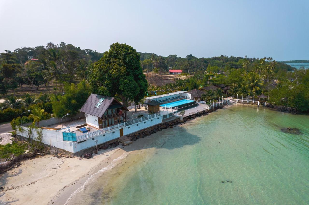 Bintan Exotica Resort By Waringin Hospitality Беракит Экстерьер фото